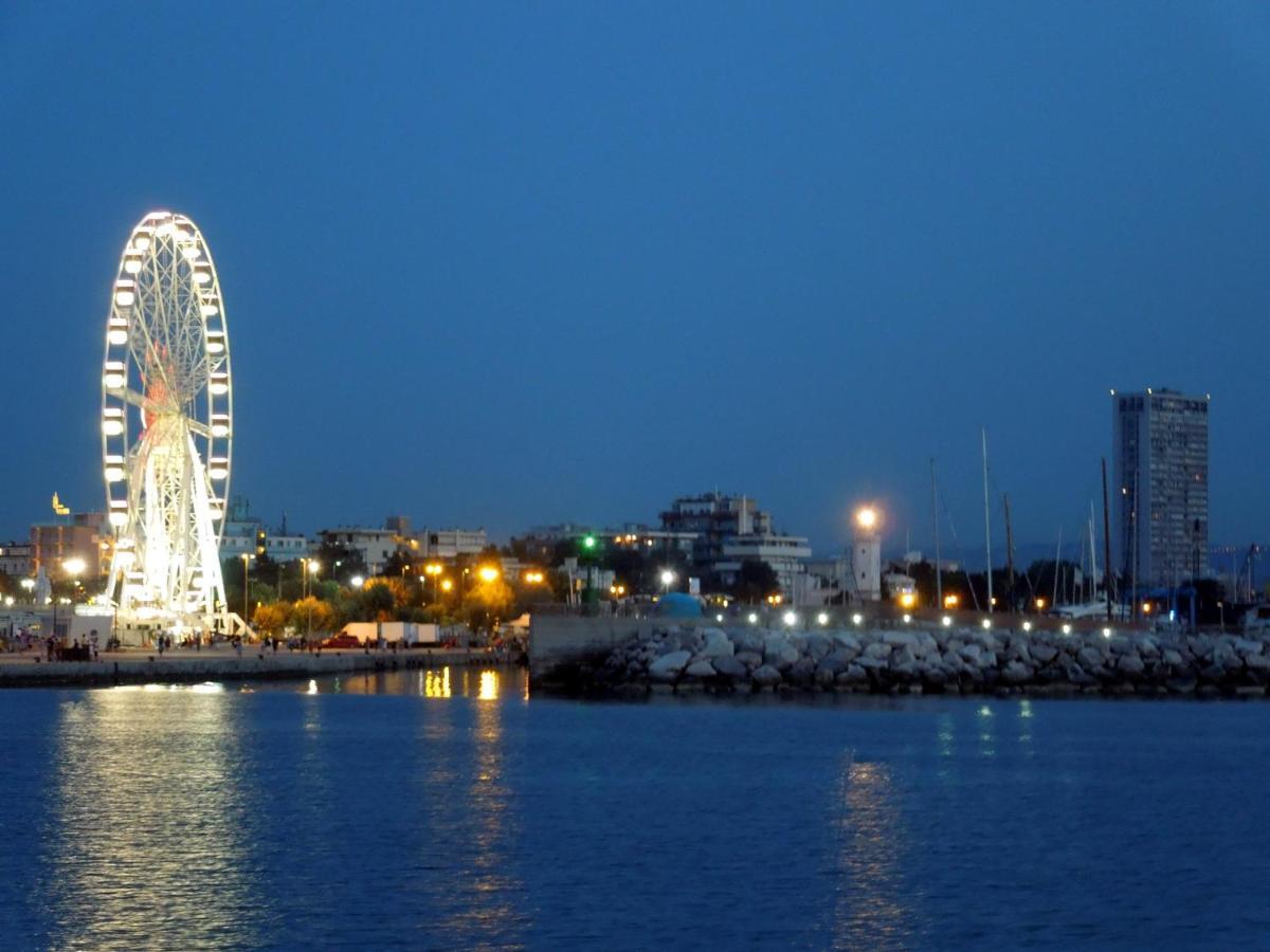 Parco Fellini 3* Rimini